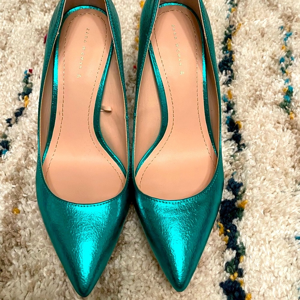 Zara Metallic Green Heels 8.5